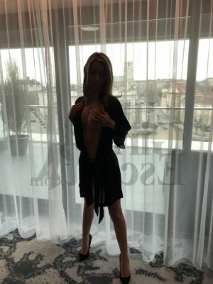 Armony tantra massage in Roseville